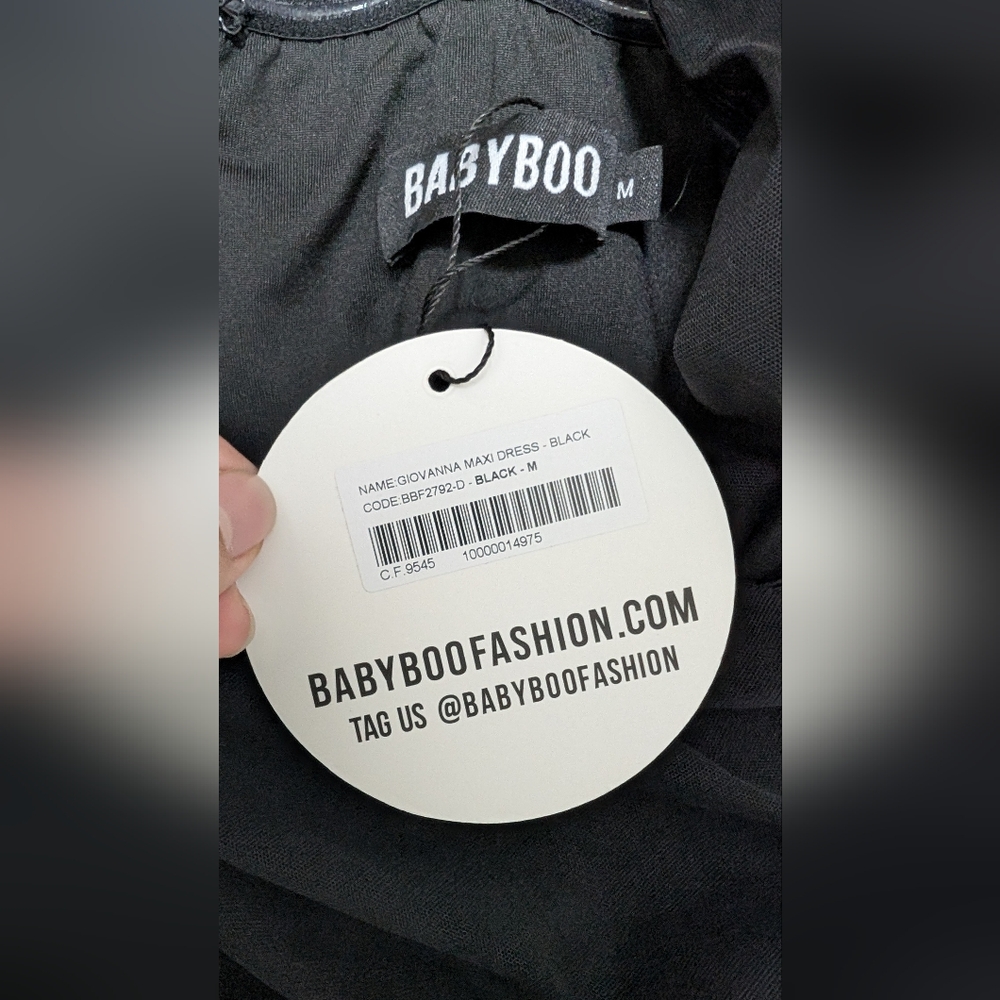 Elegant Black Maxi Dress - Picture 7 of 10